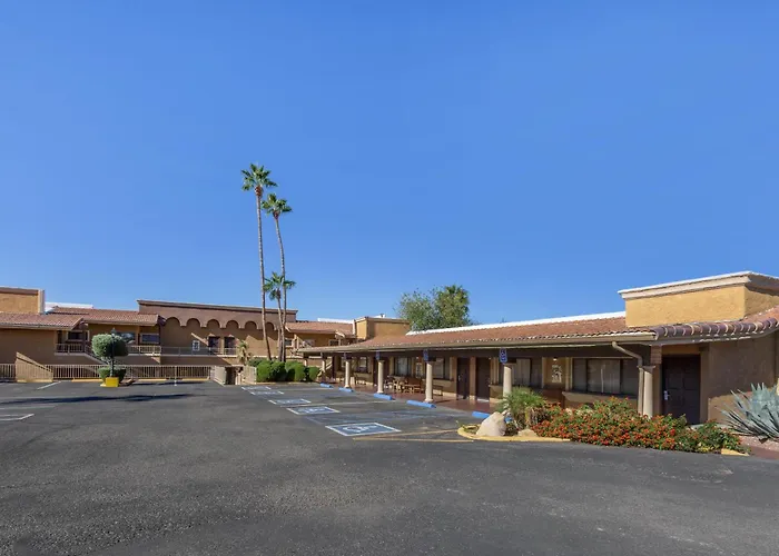Hotel Western Rancho Grande 3*